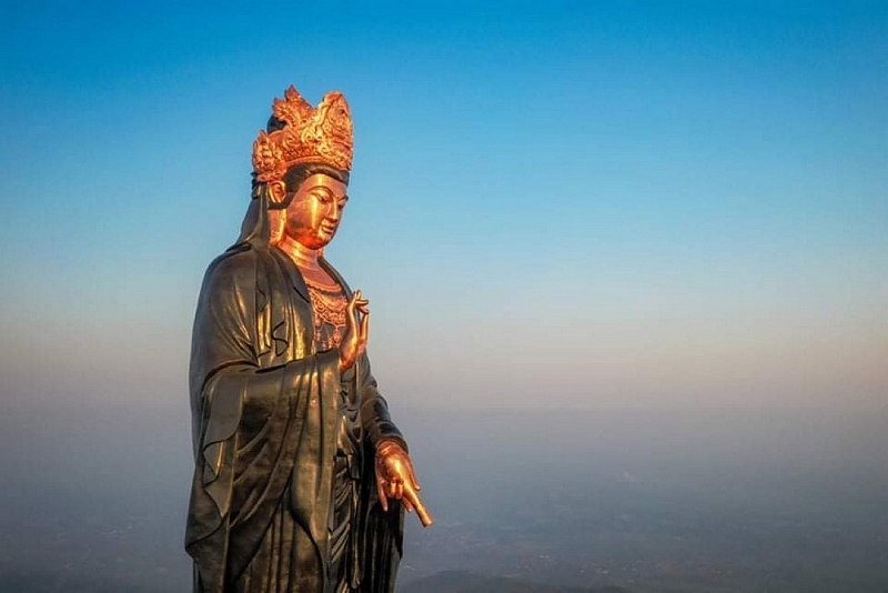 Núi Bà Đen