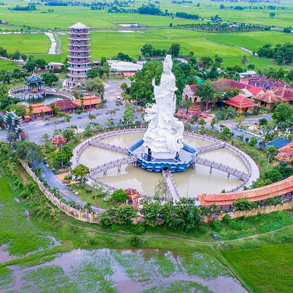 địa điểm du lịch tâm linh vô cùng linh thiêng và nổi tiếng tại Tây Ninh 02